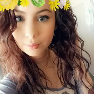 Meet your Posher, Chelle lynn